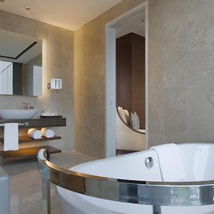 Kamar king grand premier